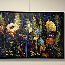 Flowers in the dark geschilderd door 