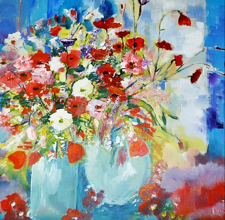 Vaas met klaprozen  en tulpen geschilderd door Loes Loe-sei Beks